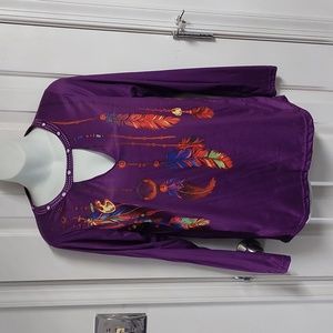 Feather Print Keyhole Top